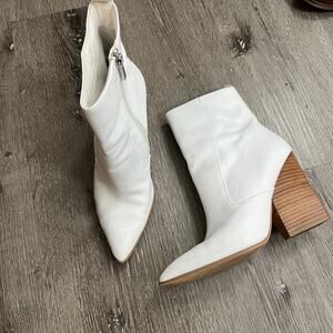 Bleecker & Bond Kailey Bootie Women’s SZ 8M (US)